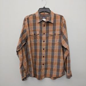 Patagonia Plaid Button Down Long Sleeve shirt M